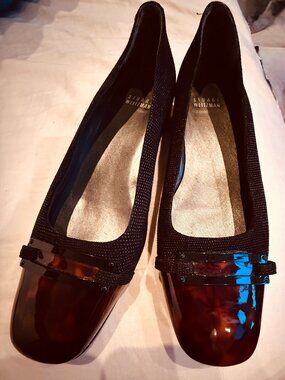 Stuart Weitzman Tortoise/Black Pebbled Leather Loafer - Sz 7.5 M